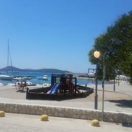 Apartman Milica 1 Bedroom Apartamento Vodice